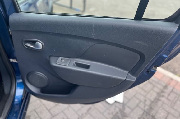 Dacia Logan STEPWAY COMFORT 1.0 TCE ESTATE 31