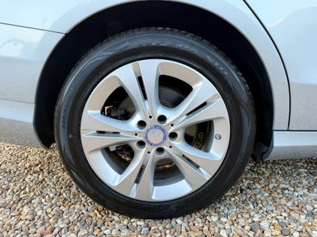 Mercedes-Benz C Class 2.1 C220d SE Saloon 4dr Diesel 7G-Tronic+ Euro 6 (s/s) (170 ps) 14