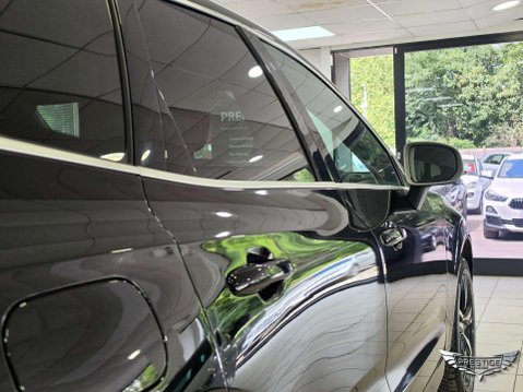 Volvo XC60 2.0 D5 PowerPulse R-Design Auto AWD Euro 6 (s/s) 5dr 74
