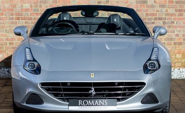 Ferrari California T 4