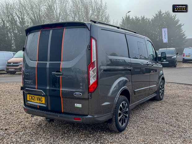 Ford Transit Custom Crew Cab AUTO SWB L1H1 Sport 320 Air Con SELECT 7