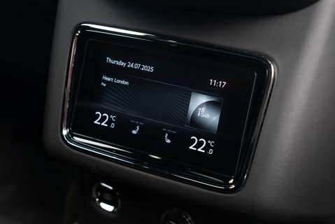 Bentley Bentayga V8 17