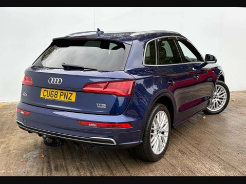 Audi Q5 2.0 Q5 S Line TFSI Quattro Semi-Auto 4WD 5dr 44