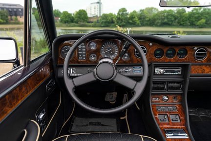 Rolls-Royce Corniche II Convertible 21