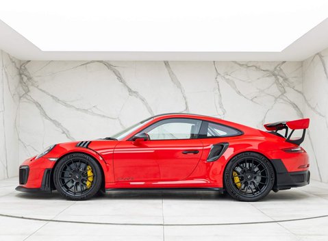 Porsche 911 GT2 RS (991) 3