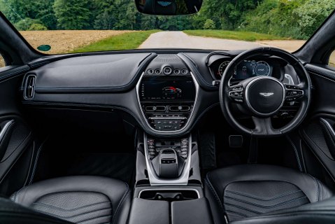 Aston Martin DBX 1913 Edition 1/500 12