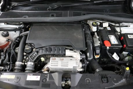 Peugeot 2008 PURETECH S/S ACTIVE PREMIUM 44