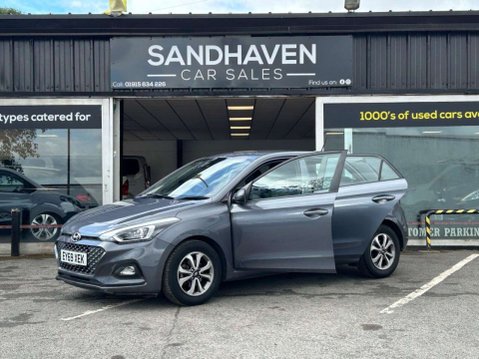 Hyundai i20 1.2 SE Launch Edition Hatchback 5dr Petrol Manual Euro 6 (s/s) (84 ps) BLUE 14