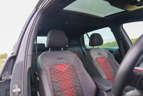 Volkswagen Golf GTI TCR DSG 7