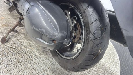 Suzuki Burgman 2013 14K PROJECT MAXI SCOOTER SPARES OR REPAIR 400CC 14