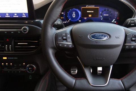 Ford Focus ST-LINE X EDITION MHEV 19