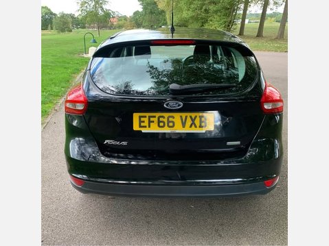 Ford Focus ZETEC 8