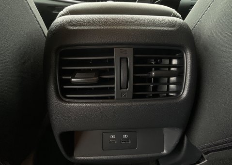 Nissan Qashqai DIG-T N-CONNECTA MHEV 15
