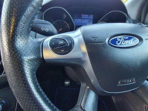 Ford Focus 2.0T EcoBoost ST-2 Euro 5 (s/s) 5dr 23