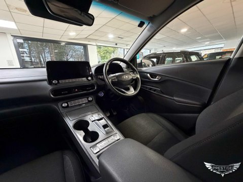 Hyundai KONA 64kWh Premium Auto 5dr (10.5kW Charger) 50