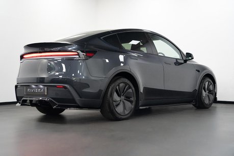 Tesla Model Y 84.7kWh (Dual Motor) Long Range SUV 5dr Electric Auto 4WDE (513 ps) 32