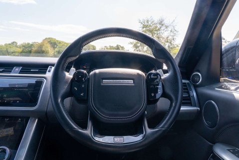 Land Rover Range Rover Sport SVR 12