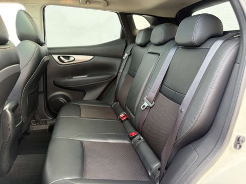 Nissan Qashqai 1.3 Qashqai Tekna DiG-T 5dr 63
