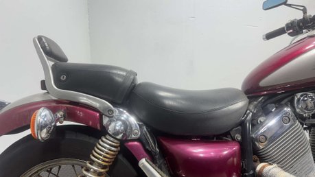 Yamaha XV 400 1995 37k running project bike spares or repair cruiser 400cc 20