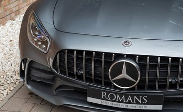 Mercedes-Benz Amg GT GT R 23