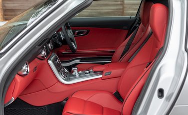 Mercedes-Benz SLS AMG 15