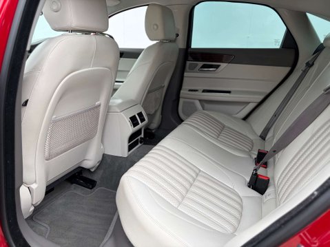Jaguar XF 2.0 XF Portfolio D Auto 4dr 51