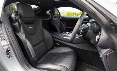 Mercedes-Benz Amg GT GT S 12