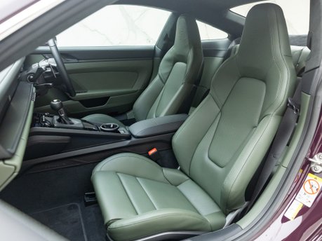 Porsche 911 GT3 TOURING (992.2)