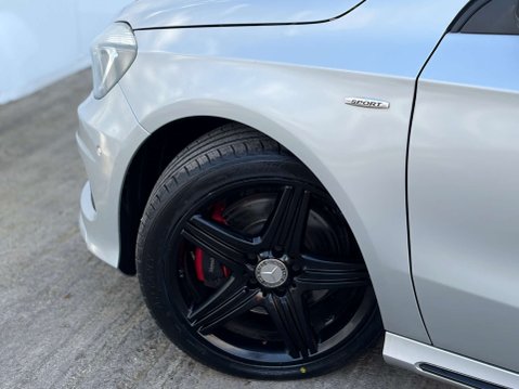 Mercedes-Benz A Class 2.0 A250 BlueEfficiency Engineered Edition by AMG Auto 5dr 41
