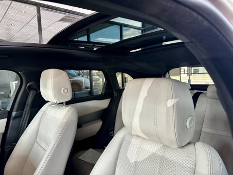 Land Rover Range Rover Velar 2.0 D200 MHEV Edition Auto 4WD Euro 6 (s/s) 5dr 38