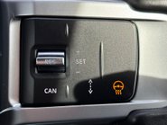 Land Rover Discovery D300 R-Dynamic HSE MHEV Panel Van 35