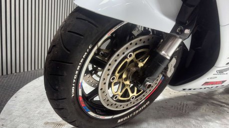 Honda CBR CBR 918 1996 CLASSIC SPORTS BIKE PROJECT TRACK BIKE? 8