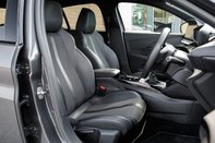 Peugeot 208 PURETECH GT S/S 31