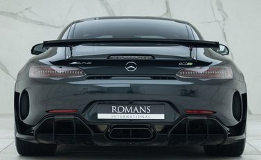 Mercedes-Benz AMG GT R PRO 5