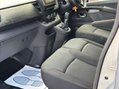 Renault Trafic 2.0 dCi LL30 Advance EDC L2 H1 Euro 6 (s/s) 5dr (9 Seat) 23