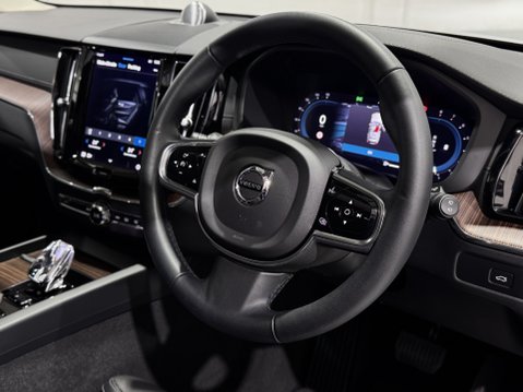 Volvo XC60 B5 ULTIMATE AWD MHEV 35