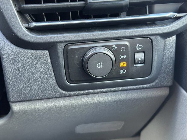Ford Transit Custom LWB L2H1 Low Roof Limited 320 Air Con Alloys Camera Sensors EURO 6 21