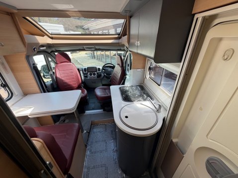 Knaus 550 MD VAN TI FIXED BED - BIG GARAGE - LOW PROFILE 23