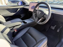 Tesla Model Y (Dual Motor) Long Range SUV 5dr Electric Auto 4WDE (384 bhp) 2