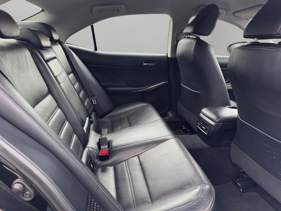2014 Lexus Is — image 46
