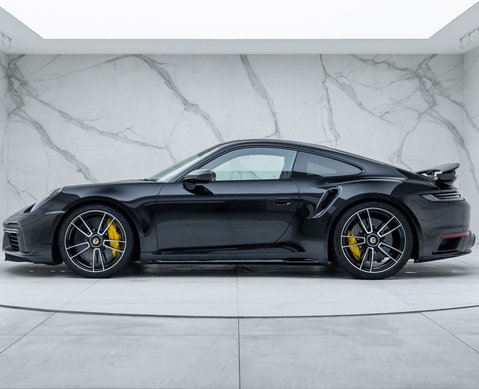 Porsche 911 Turbo S (992) 