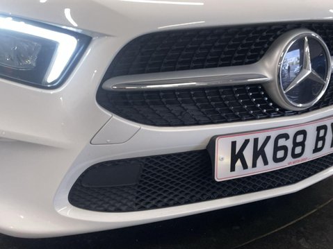 Mercedes-Benz A Class 1.5 A180d Sport Hatchback 5dr Diesel 7G-DCT Euro 6 (s/s) (116 ps) 11