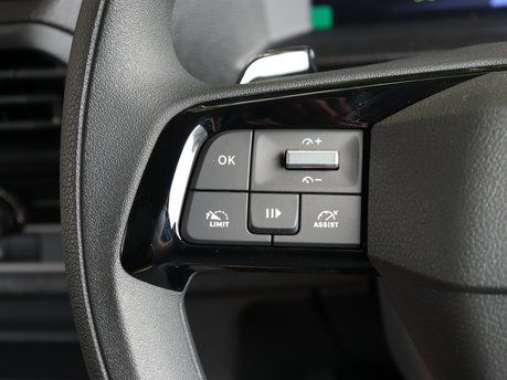 Peugeot Expert Expert 100kW 75kWh Professional Van Auto 27