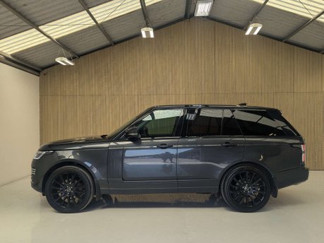 Land Rover Range Rover 3.0 Range Rover Vogue TDV6 Auto 4WD 5dr 17