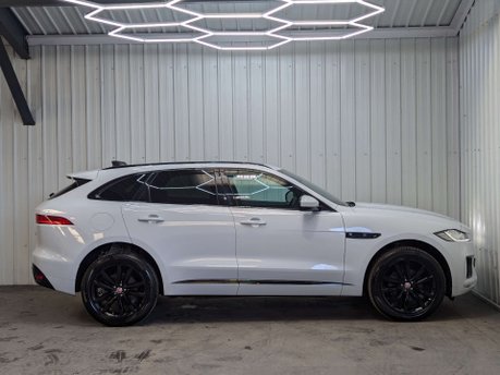 Jaguar F-Pace 2.0 F-Pace Chequered Flag AWD D Auto 4WD 5dr 28