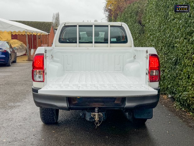 Toyota Hilux Active 4Wd D-4D Double Cab TSS Air Con Euro 6 8