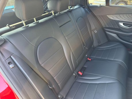 Mercedes-Benz C Class 2.1 C250d AMG Line (Premium) G-Tronic+ 4MATIC Euro 6 (s/s) 5dr 28
