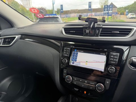 Nissan Qashqai 1.5 dCi N-Connecta 2WD Euro 6 (s/s) 5dr 8
