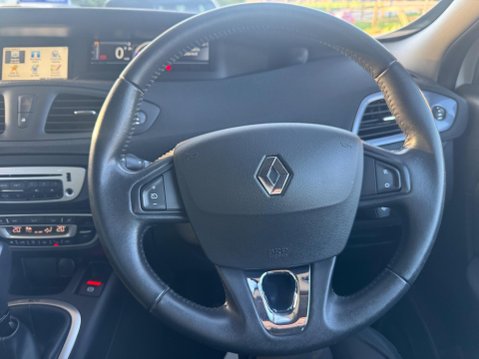 Renault Grand Scenic 1.5 dCi Limited Nav Auto Euro 6 5dr 21