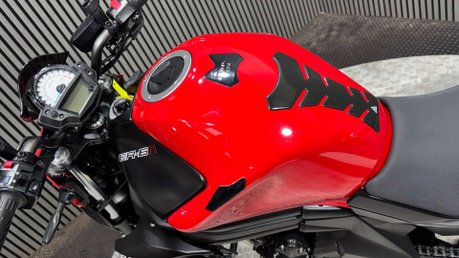 Kawasaki Er ER6 2013 ONLY 8K LONG MOT WARRANTY NAKED 650CC 12